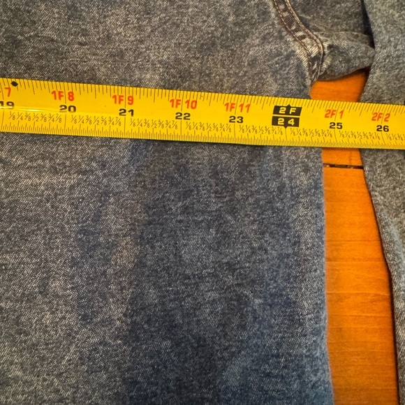 Denim Button Down Shirt large - Picture 4 of 10